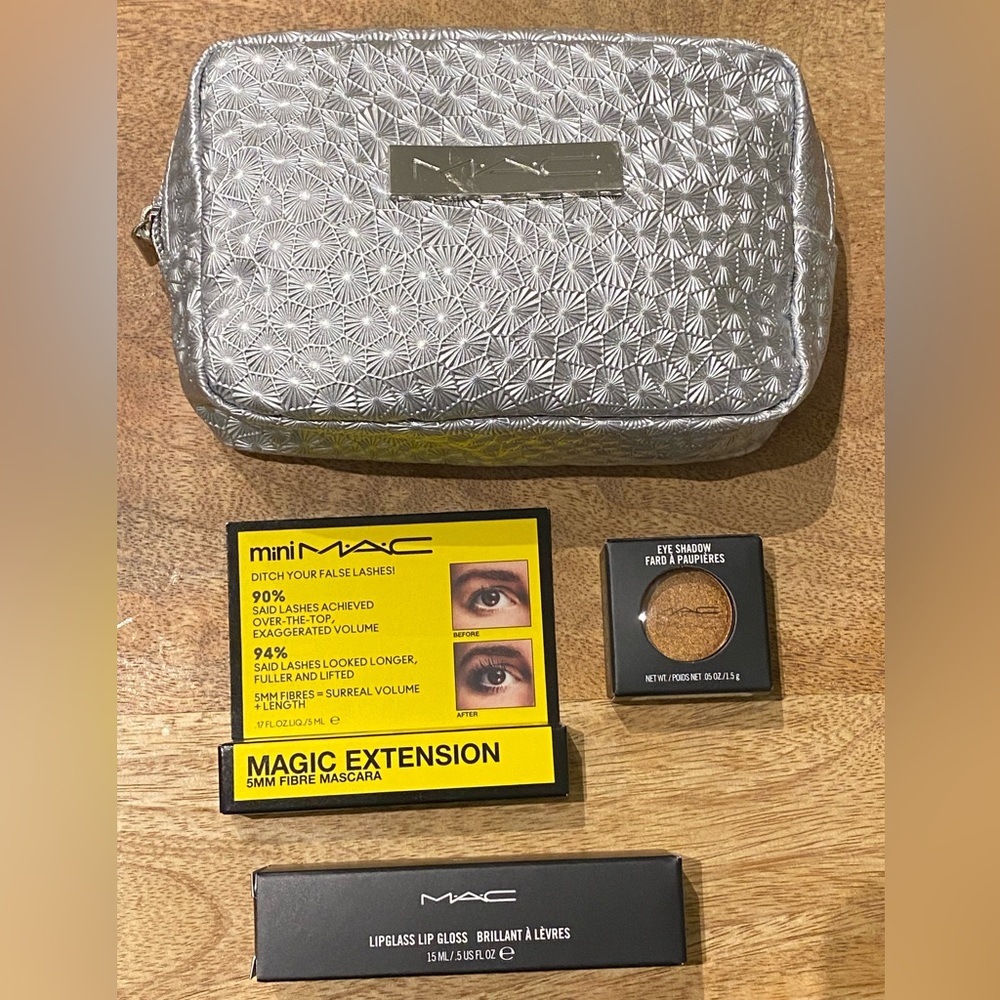 MAC Cosmetics Limited Edition Holiday Beauty Bundle & Cosmetics Bag